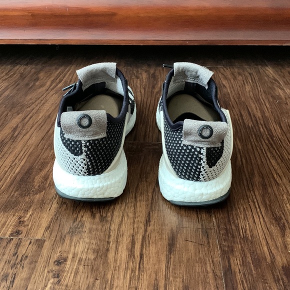 Mens Used Adidas Ultraboost ZG size 10 no box - Picture 4 of 8